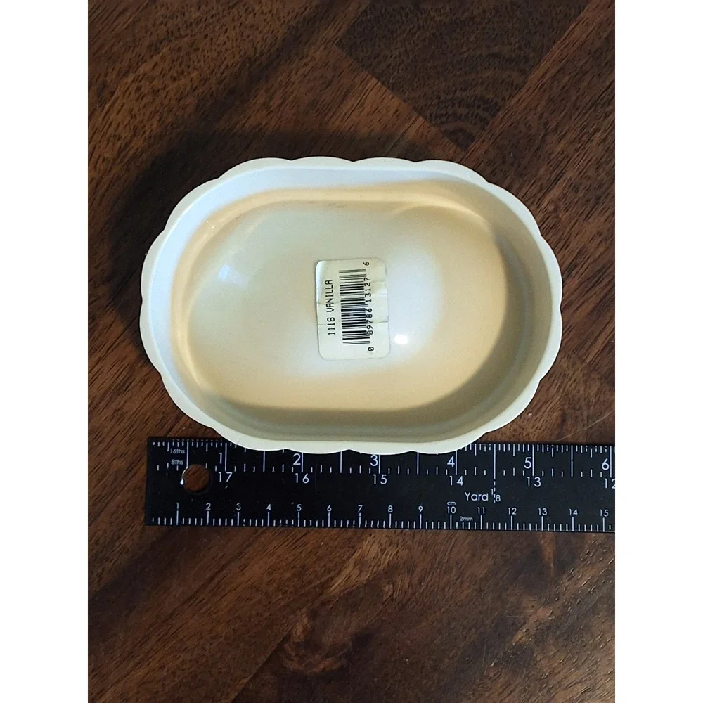 Vintage Vanilla Cream 3 Piece Bathroom Set Soap Dish Toothbrush Holder Tumbler